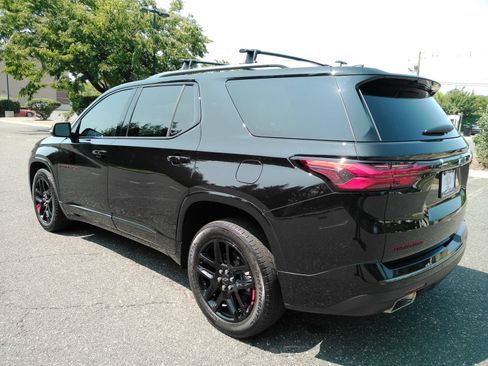 Certified 2023 Chevrolet Traverse Premier w/ Redline Edition AWD/4WD image 5