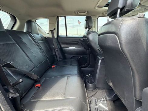 Used 2017 Jeep Compass High Altitude FWD image 37