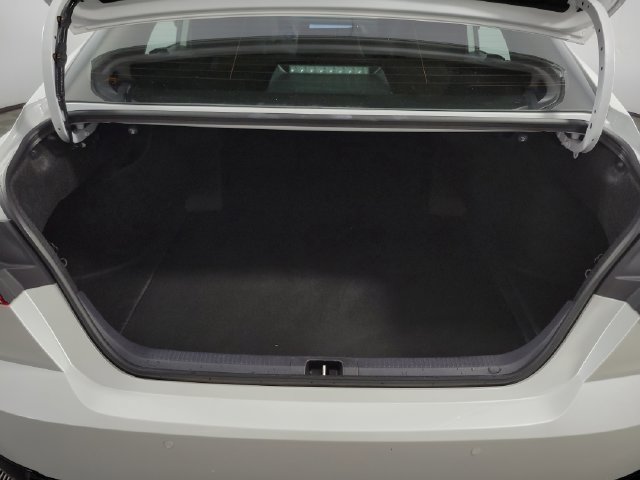 Used 2025 Toyota Camry XLE w/ Premium Plus Package FWD image 27