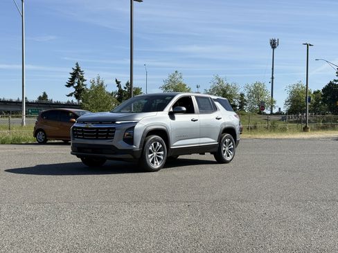 Used 2026 Chevrolet Equinox LT w/ Convenience Package II AWD/4WD image 36