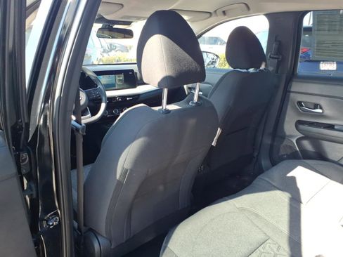 Certified 2025 Nissan Kicks SV w/ Charging Package image 12