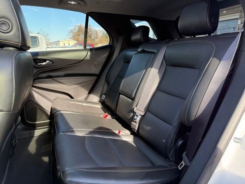 Used 2020 Chevrolet Equinox Premier image 18