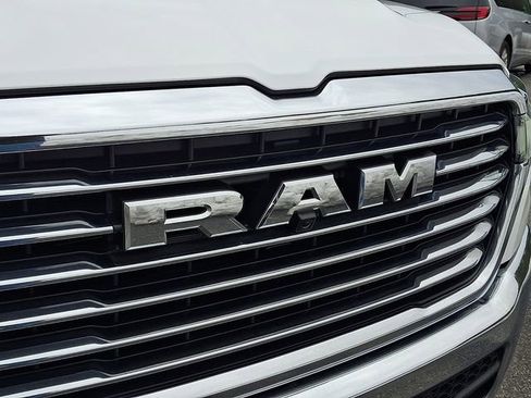 Used 2025 RAM 1500 Laramie image 30