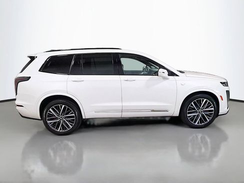 Certified 2024 Cadillac XT6 Sport w/ LPO, Floor Liner Package AWD/4WD image 10