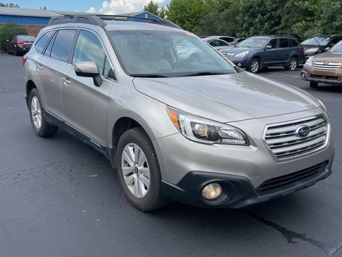 Used 2017 Subaru Outback 2.5i Premium AWD/4WD image 17