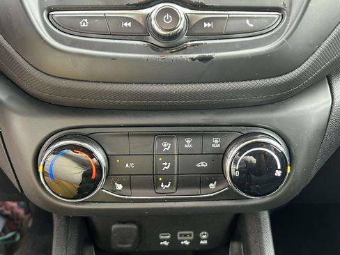 Used 2022 Chevrolet TrailBlazer LT FWD image 26