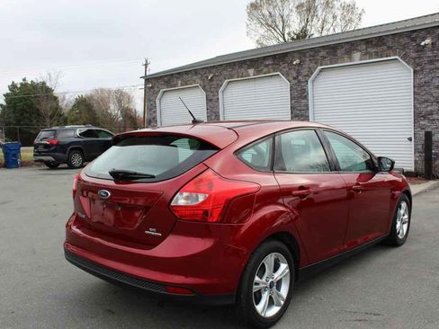 Used 2014 Ford Focus SE image 5