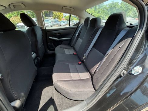 Used 2025 Nissan Sentra SV FWD image 28