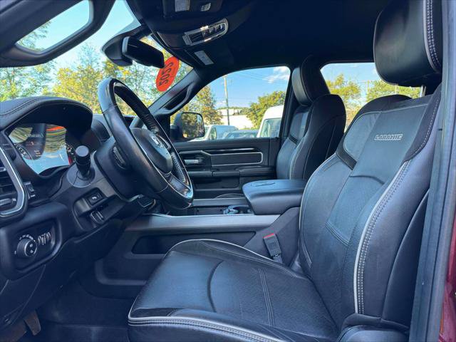 Used 2022 RAM 2500 Laramie w/ Night Edition AWD/4WD image 15