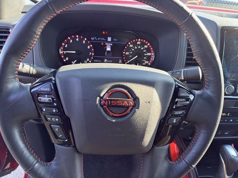 Certified 2022 Nissan Frontier PRO-4X w/ Technology Package image 17