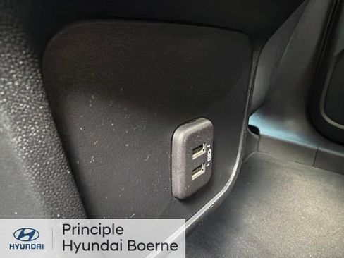 Used 2023 Chevrolet Equinox LT w/ Driver Convenience Package AWD/4WD image 30
