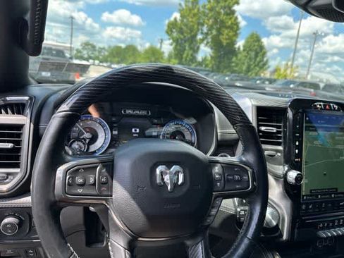 Used 2020 RAM 1500 Limited w/ Black Appearance Package AWD/4WD image 10