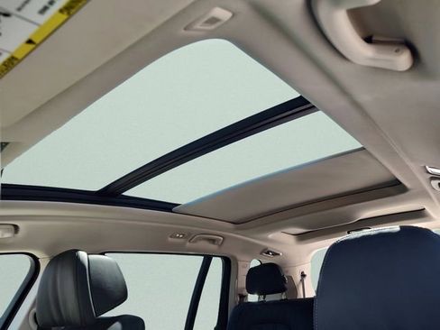 Used 2025 BMW X7 xDrive40i image 28