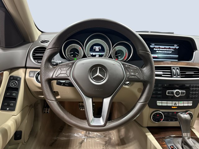 Used 2013 Mercedes-Benz C 300 4MATIC Sedan image 16