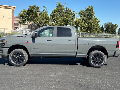 New 2026 RAM 3500 Big Horn AWD/4WD image 6