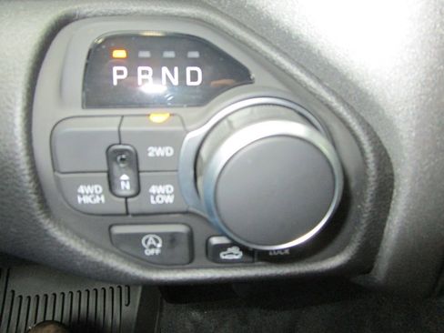 New 2026 RAM 1500 Classic Warlock image 32