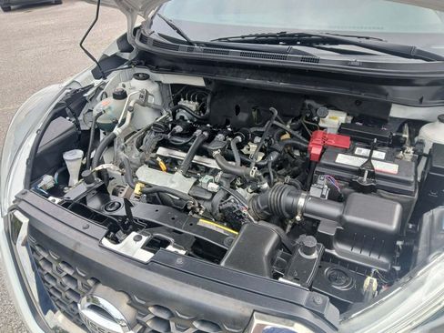 Used 2020 Nissan Kicks SR w/ SR Premium Package FWD image 18