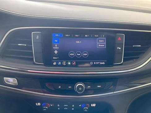 Used 2020 Buick Enclave Essence FWD image 45