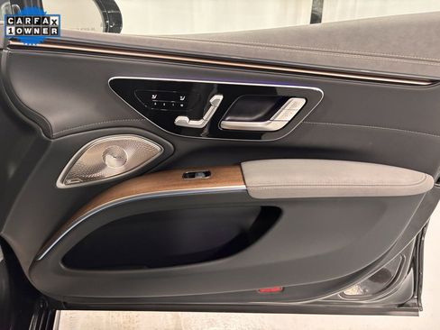 Certified 2022 Mercedes-Benz EQS 580 4MATIC Sedan image 19