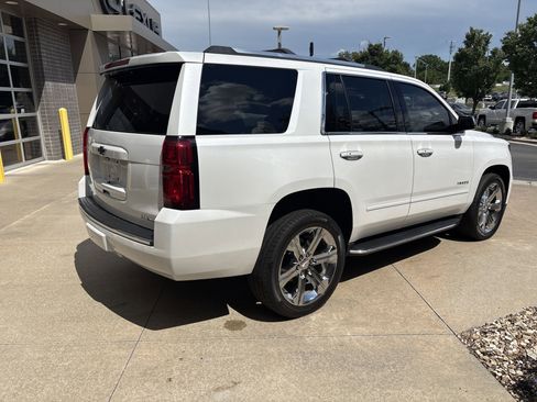 Used 2020 Chevrolet Tahoe Premier w/ Premier 6.2L Value Package image 10