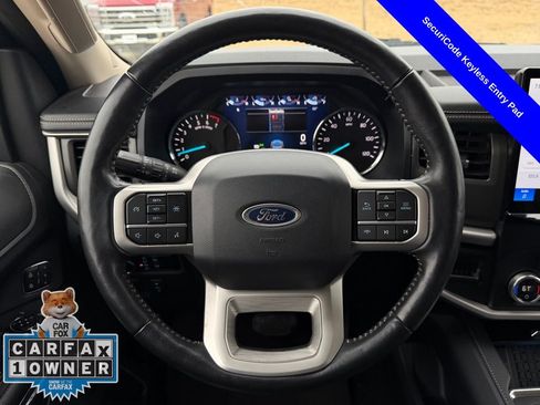 Used 2024 Ford Expedition XLT image 14