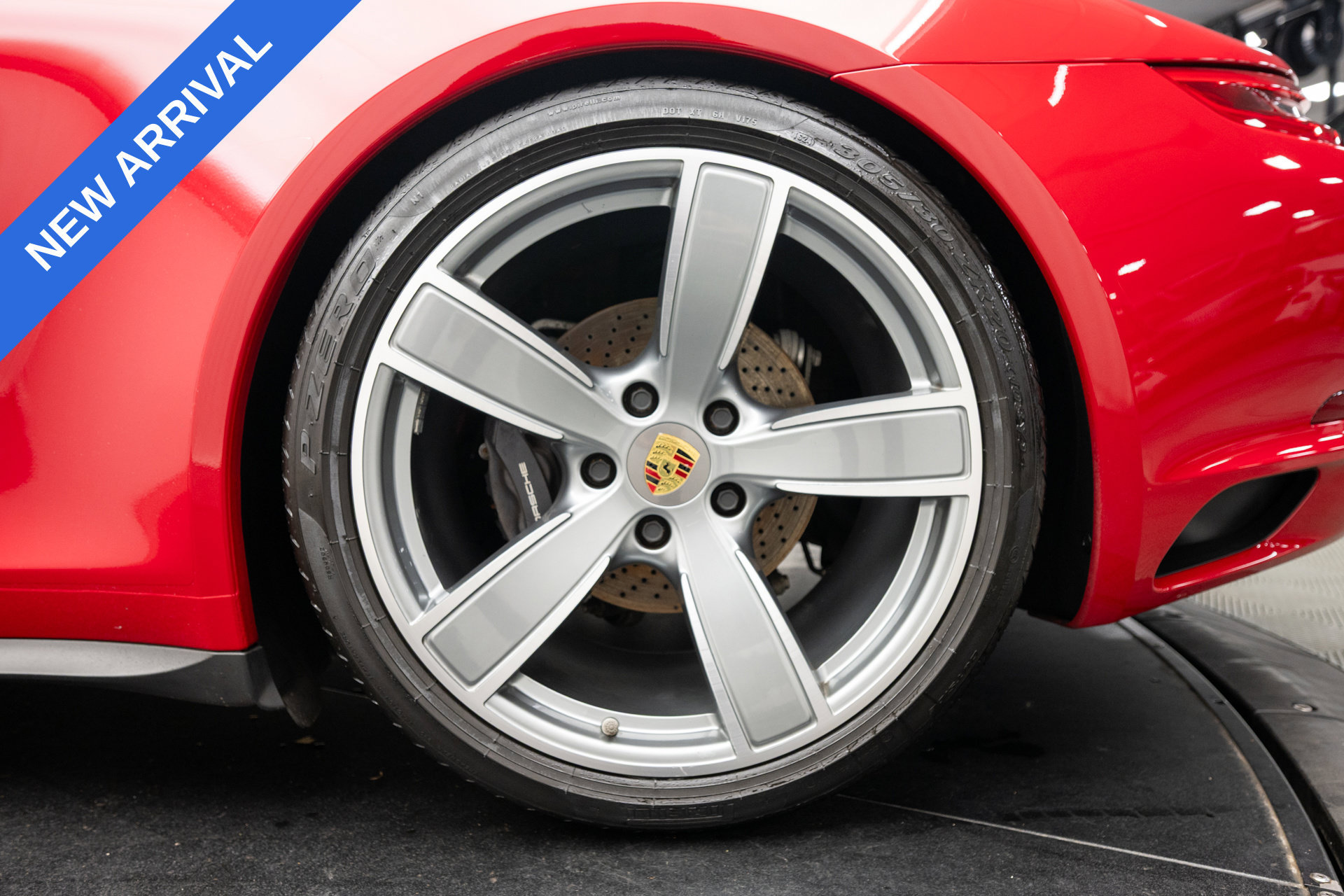 Used 2017 Porsche 911 Carrera 4 AWD/4WD image 31