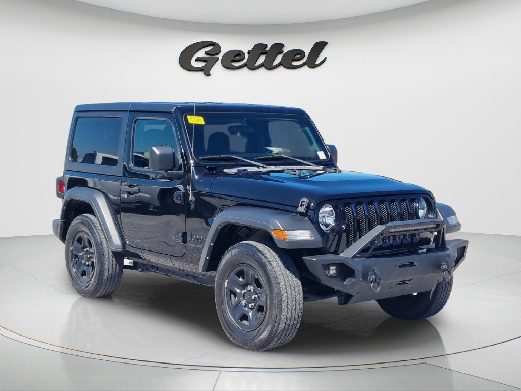 Used 2022 Jeep Wrangler Sport AWD/4WD image 3