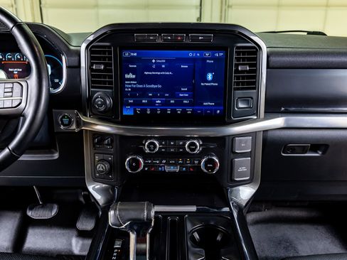 Used 2022 Ford F150 Lariat w/ Equipment Group 502A High AWD/4WD image 23