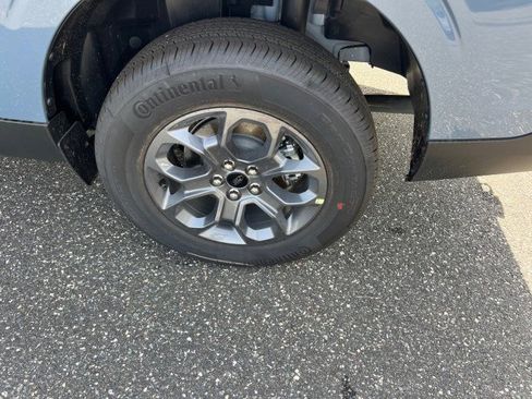 New 2025 Ford Maverick XLT w/ XLT Luxury Package image 30