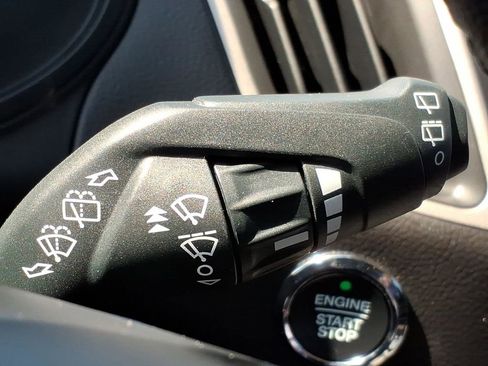 Used 2024 Ford Edge SEL w/ Convenience Package AWD/4WD image 25