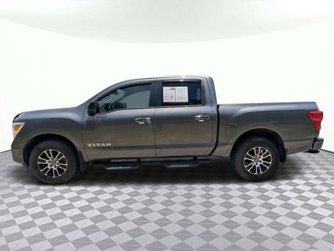 Used 2021 Nissan Titan SV w/ SV Convenience Package AWD/4WD image 7