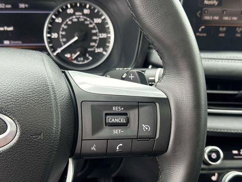 Used 2023 INFINITI QX60 Pure image 19