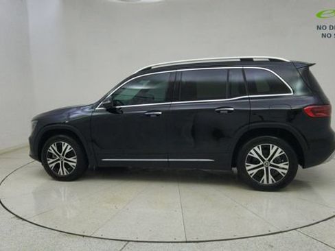 Used 2025 Mercedes-Benz GLB 250 4MATIC w/ Exclusive Package image 72