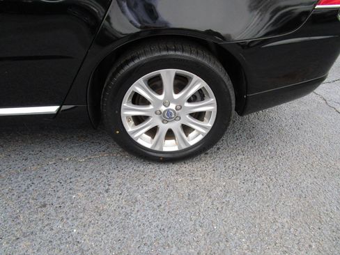 Used 2011 Volvo S80 3.2 w/ Climate Pkg image 23