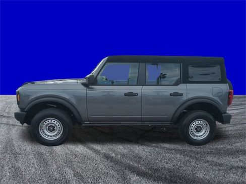 New 2025 Ford Bronco 4-Door image 7