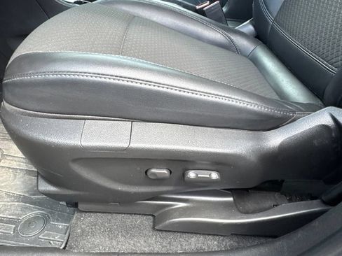 Used 2019 Buick Encore Preferred FWD image 26