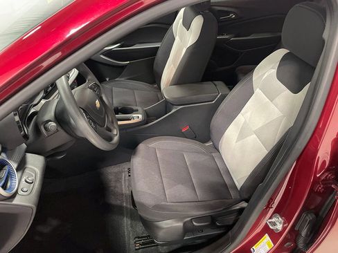 Used 2024 Chevrolet Trax LS w/ Driver Confidence Package image 19