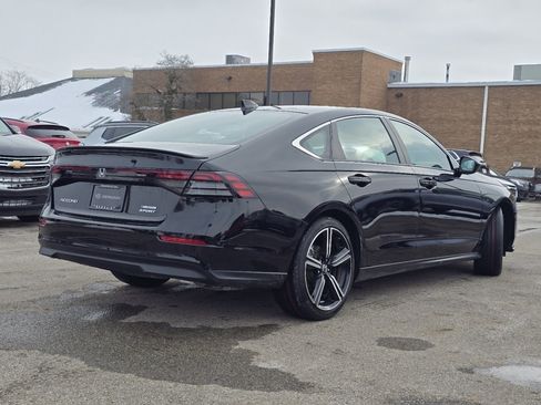 Used 2023 Honda Accord Sport image 18