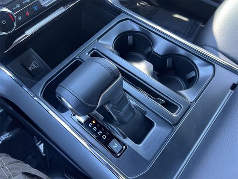 New 2025 Ford F150 Lariat w/ Equipment Group 501A Mid image 14