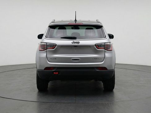 Used 2025 Jeep Compass Trailhawk image 7