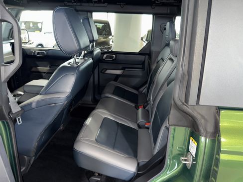 Used 2023 Ford Bronco Outer Banks AWD/4WD image 15
