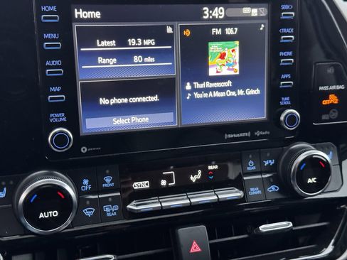 Used 2022 Toyota Highlander XLE image 26