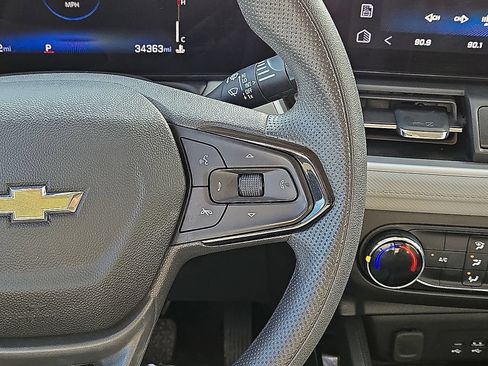 Used 2025 Chevrolet TrailBlazer LS w/ LS Convenience Package FWD image 18