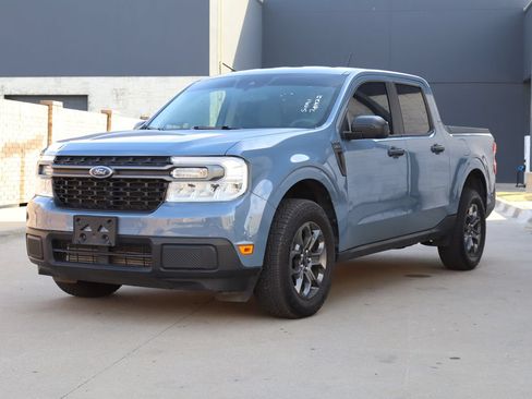 Used 2024 Ford Maverick XLT FWD image 2