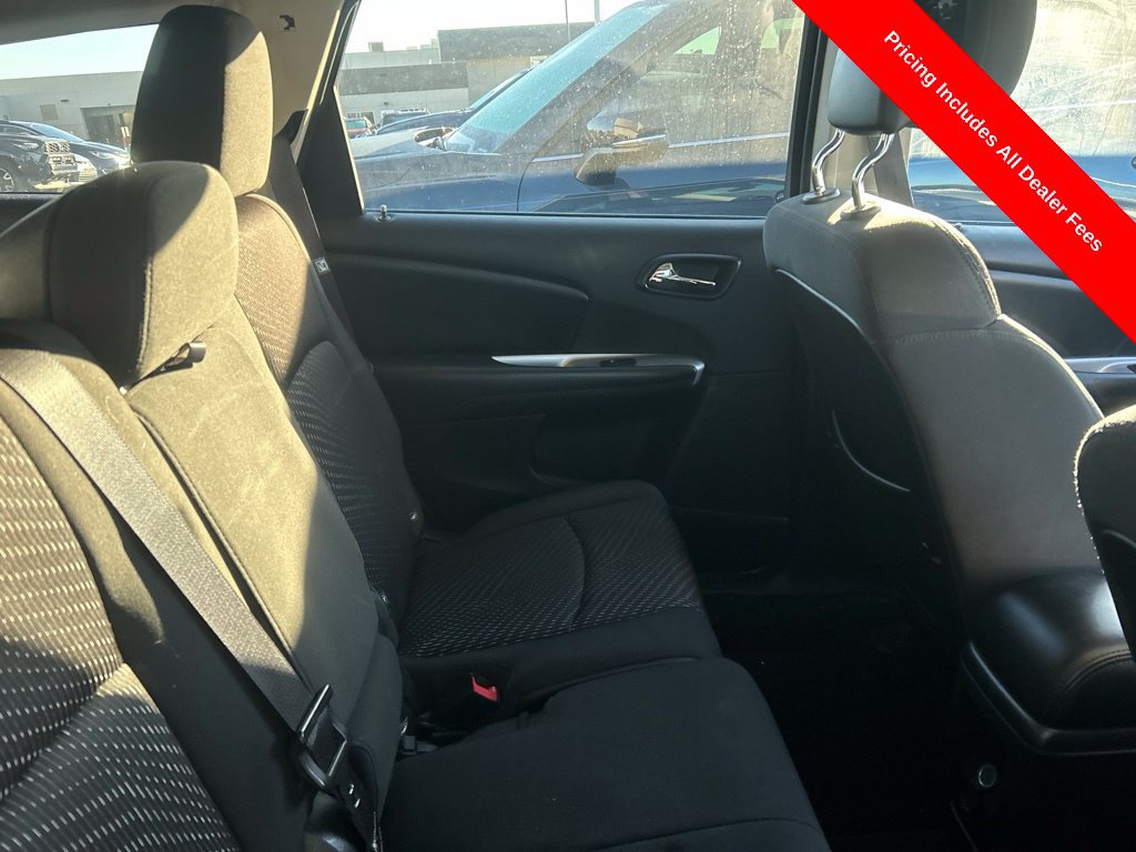 Used 2016 Dodge Journey SXT w/ Comfort/Convenience Group FWD image 4