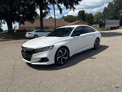 Used 2022 Honda Accord Sport image 1