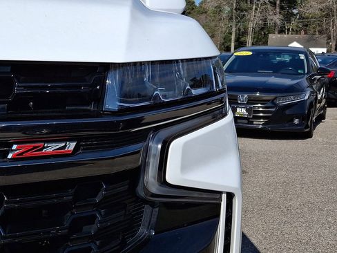 Used 2022 Chevrolet Tahoe Z71 w/ Luxury Package image 10