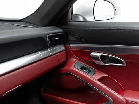 Used 2019 Porsche 911 Carrera image 45