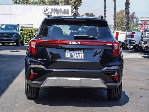 Certified 2024 Kia Seltos S FWD image 6