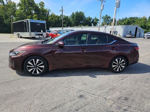 Used 2024 Nissan Sentra SV w/ SV Premium Package FWD image 1